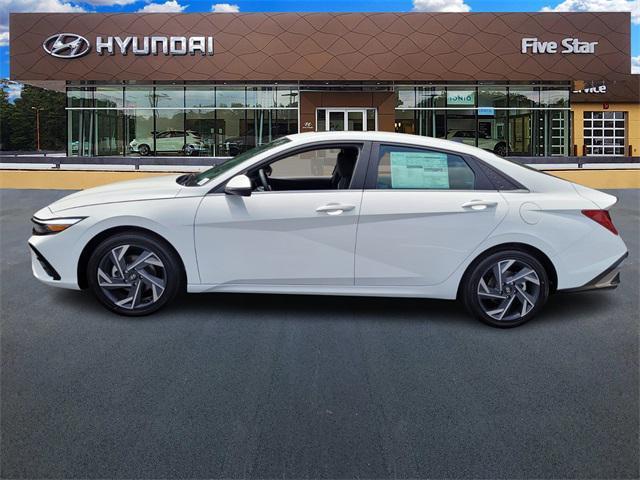 new 2024 Hyundai Elantra HEV car, priced at $26,268