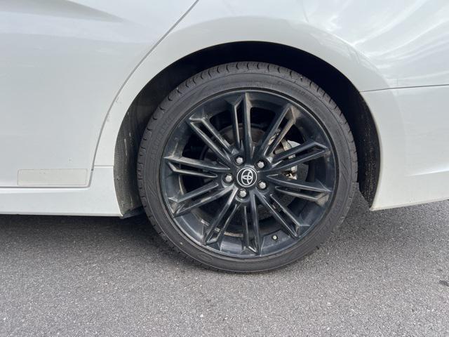 used 2022 Toyota Avalon Hybrid car, priced at $29,500