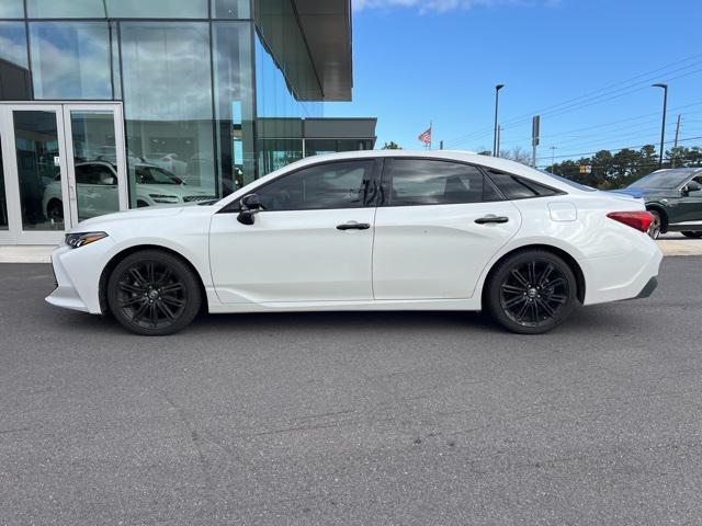 used 2022 Toyota Avalon Hybrid car, priced at $29,500