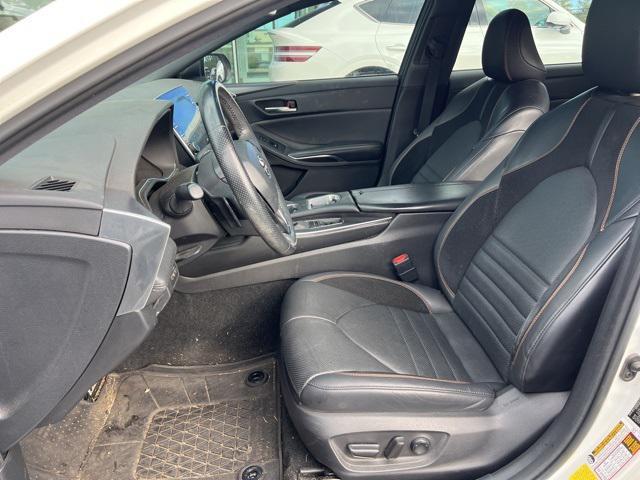 used 2022 Toyota Avalon Hybrid car, priced at $29,500