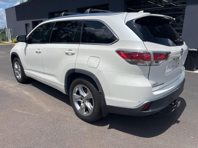 used 2015 Toyota Highlander car, priced at $19,914
