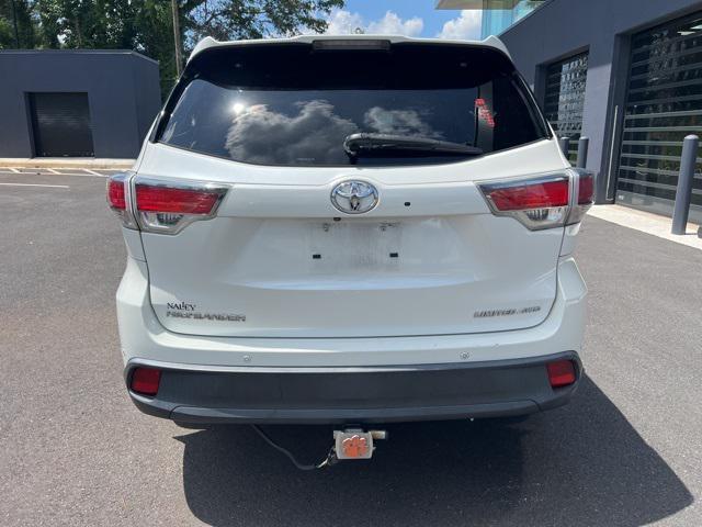 used 2015 Toyota Highlander car, priced at $19,914
