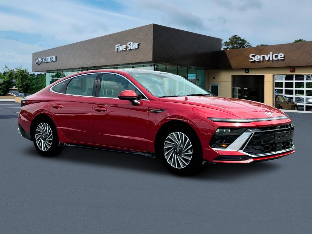 new 2025 Hyundai Sonata Hybrid car, priced at $37,235