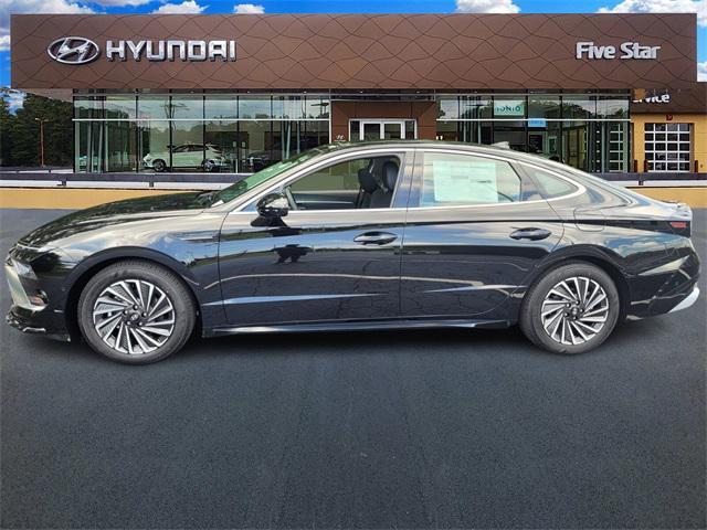 new 2024 Hyundai Sonata Hybrid car, priced at $34,236