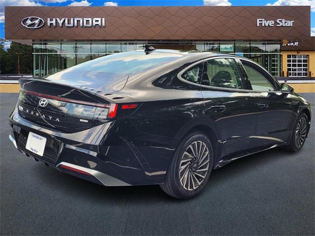 new 2024 Hyundai Sonata Hybrid car, priced at $34,236