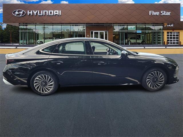 new 2024 Hyundai Sonata Hybrid car, priced at $34,236