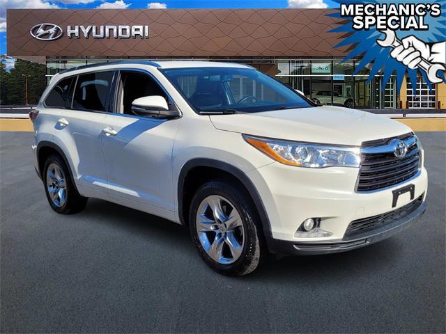 used 2014 Toyota Highlander car, priced at $13,000