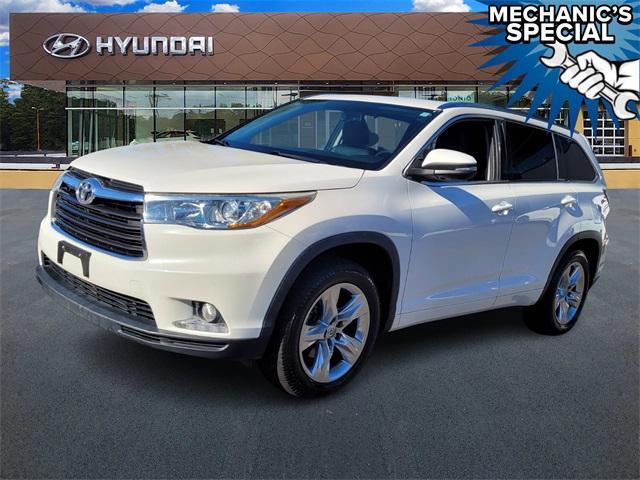 used 2014 Toyota Highlander car, priced at $13,000