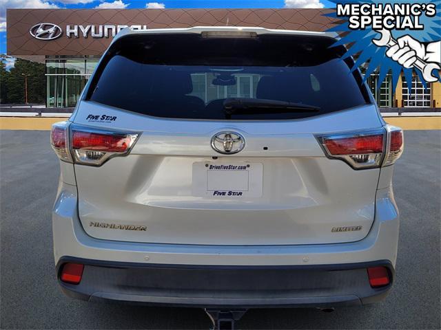 used 2014 Toyota Highlander car, priced at $13,000