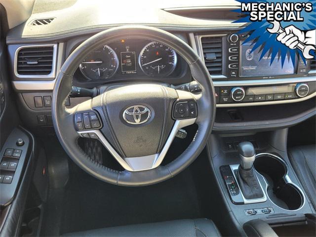 used 2014 Toyota Highlander car, priced at $13,000