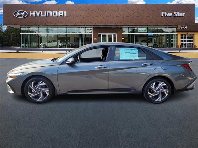 new 2025 Hyundai Elantra car, priced at $21,856