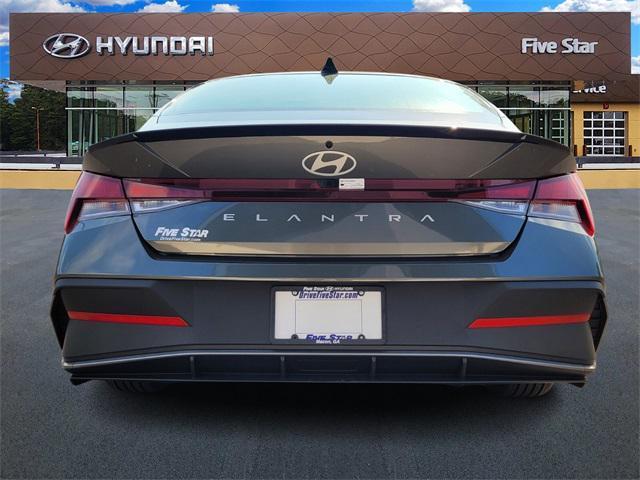 new 2025 Hyundai Elantra car, priced at $21,856