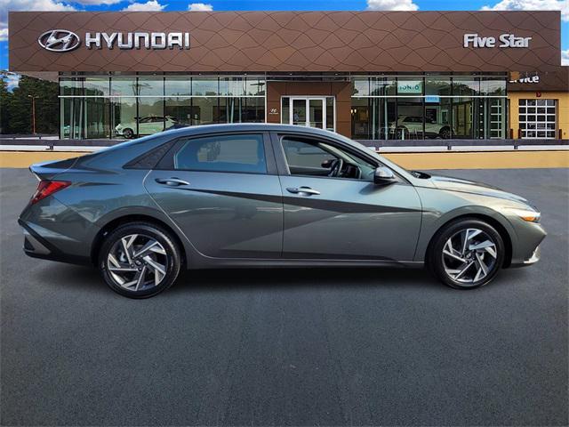 new 2025 Hyundai Elantra car, priced at $21,857