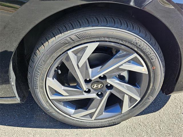 new 2025 Hyundai Elantra car, priced at $24,355