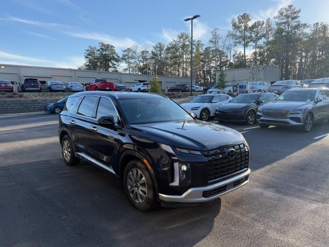 used 2023 Hyundai Palisade car, priced at $30,000