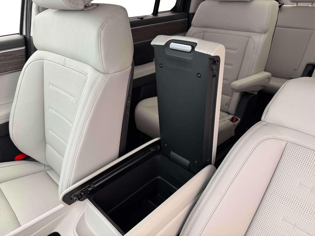new 2026 Hyundai SANTA FE HEV car, priced at $47,681