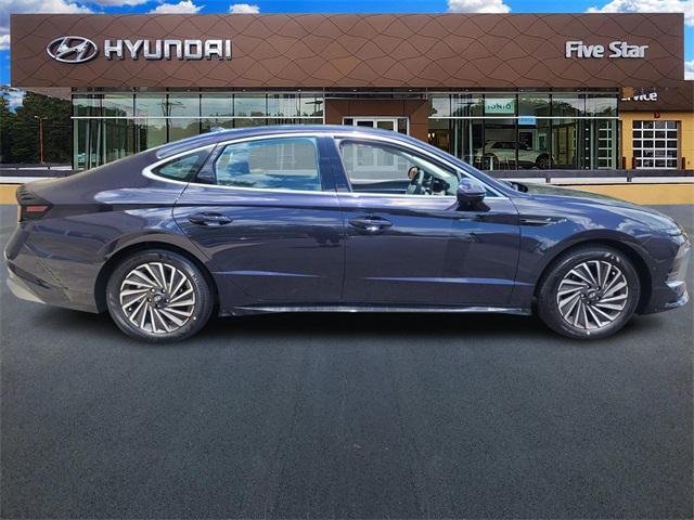 new 2024 Hyundai Sonata Hybrid car, priced at $34,214