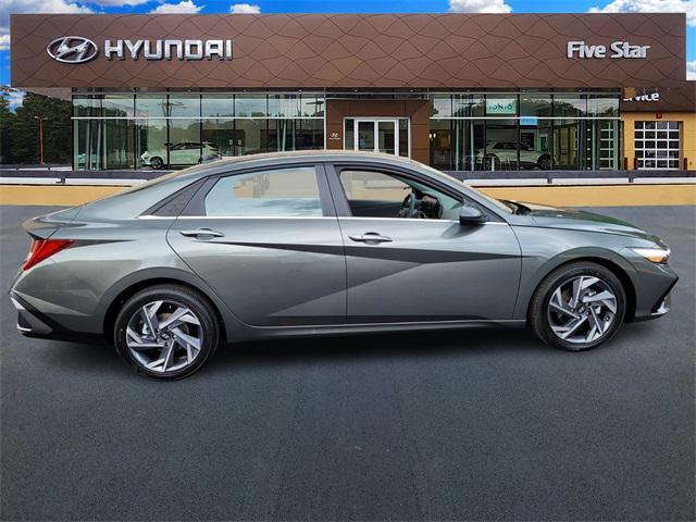 new 2024 Hyundai Elantra car, priced at $24,354