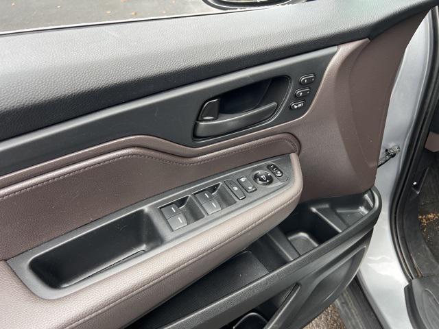 used 2019 Honda Odyssey car, priced at $17,900