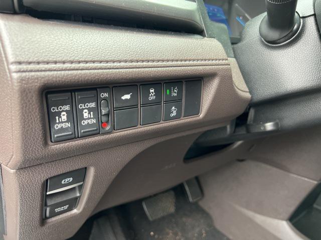 used 2019 Honda Odyssey car, priced at $17,900