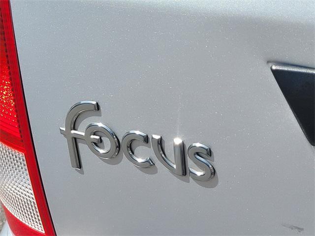 used 2001 Ford Focus car, priced at $3,500