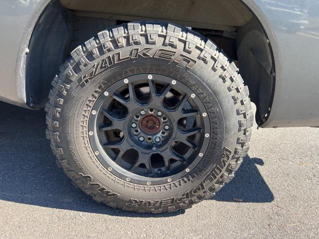 used 2007 Nissan Titan car, priced at $6,000