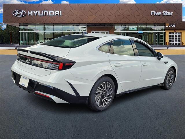 new 2025 Hyundai Sonata Hybrid car, priced at $30,017