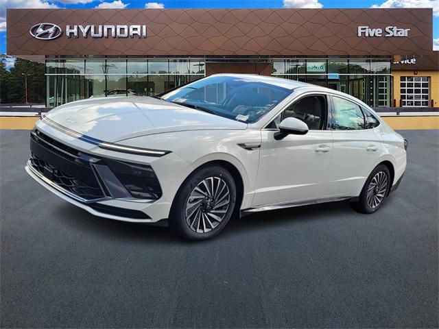 new 2025 Hyundai Sonata Hybrid car, priced at $30,017