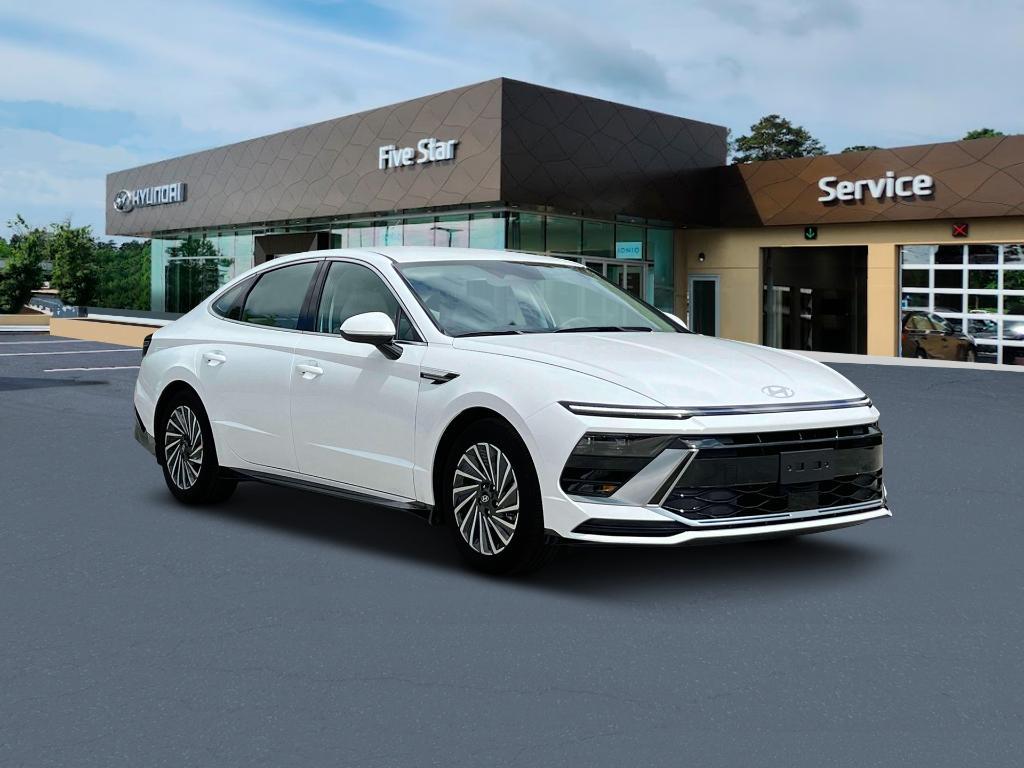 new 2025 Hyundai Sonata Hybrid car, priced at $31,017