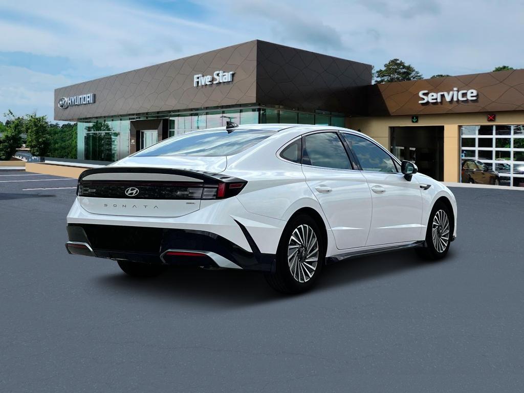 new 2025 Hyundai Sonata Hybrid car, priced at $31,017