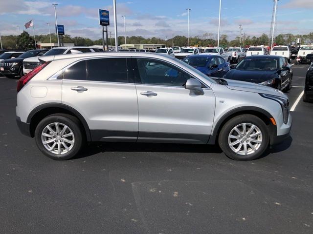 used 2022 Cadillac XT4 car, priced at $29,999