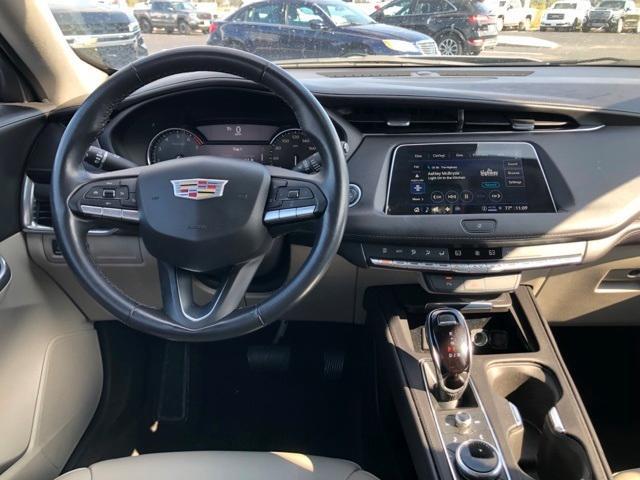 used 2022 Cadillac XT4 car, priced at $29,999