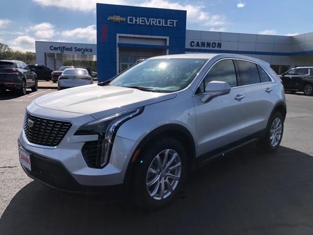 used 2022 Cadillac XT4 car, priced at $29,999