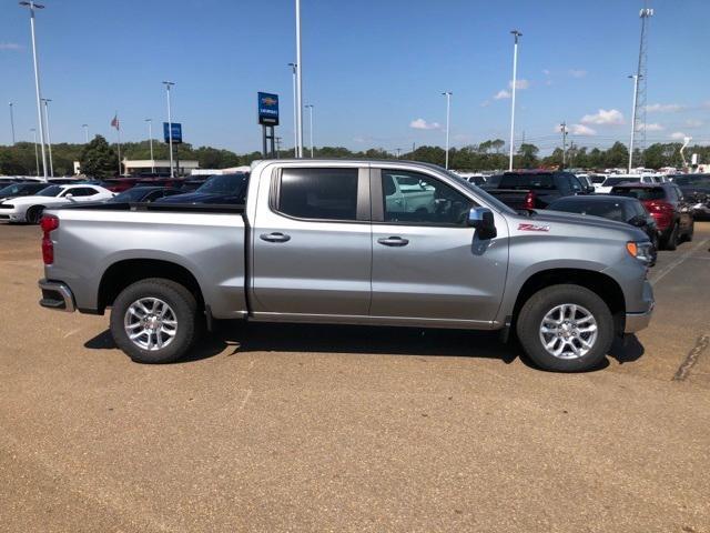 new 2025 Chevrolet Silverado 1500 car, priced at $59,915