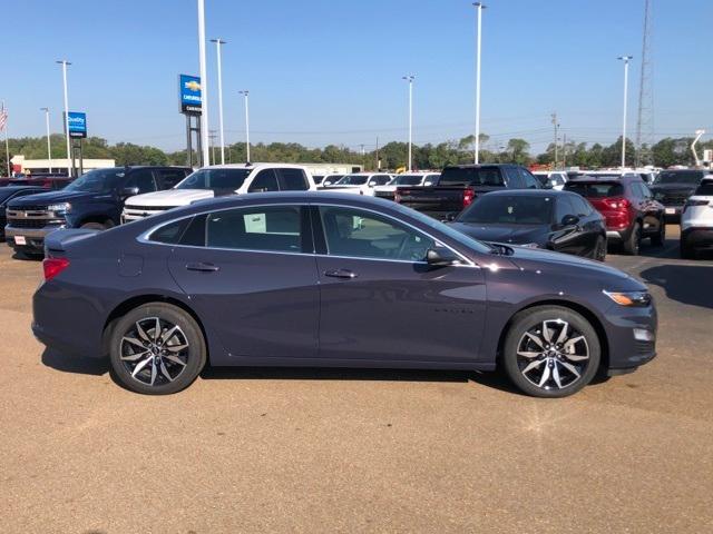 new 2025 Chevrolet Malibu car, priced at $28,360