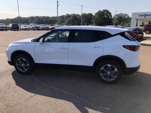 new 2025 Chevrolet Blazer car, priced at $37,210