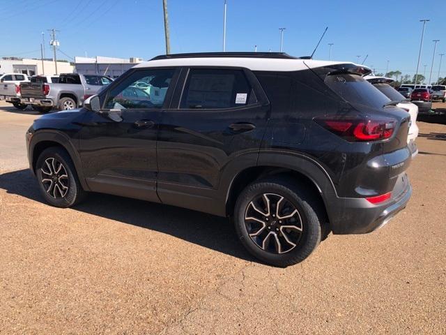 new 2024 Chevrolet TrailBlazer car, priced at $28,435