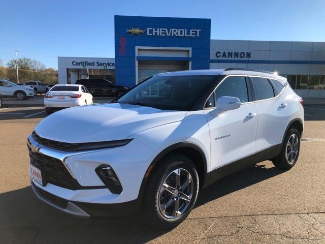 new 2024 Chevrolet Blazer car, priced at $46,095