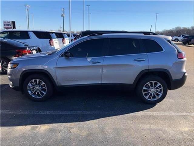 used 2022 Jeep Cherokee car, priced at $24,150