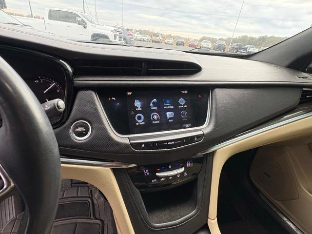 used 2017 Cadillac XT5 car, priced at $19,900