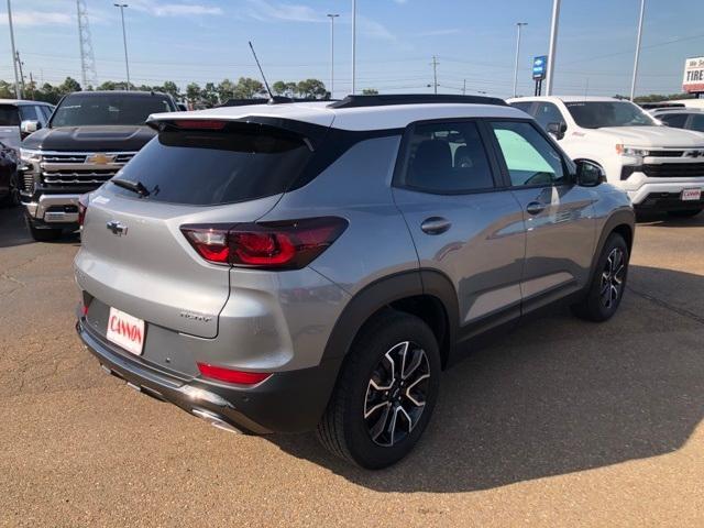 new 2024 Chevrolet TrailBlazer car, priced at $31,915