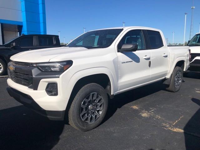 new 2024 Chevrolet Colorado car, priced at $40,630