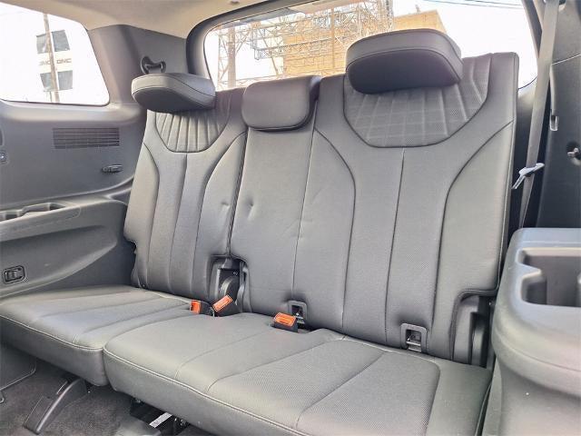 used 2024 Hyundai Palisade car, priced at $39,554