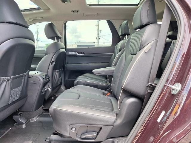used 2024 Hyundai Palisade car, priced at $39,554