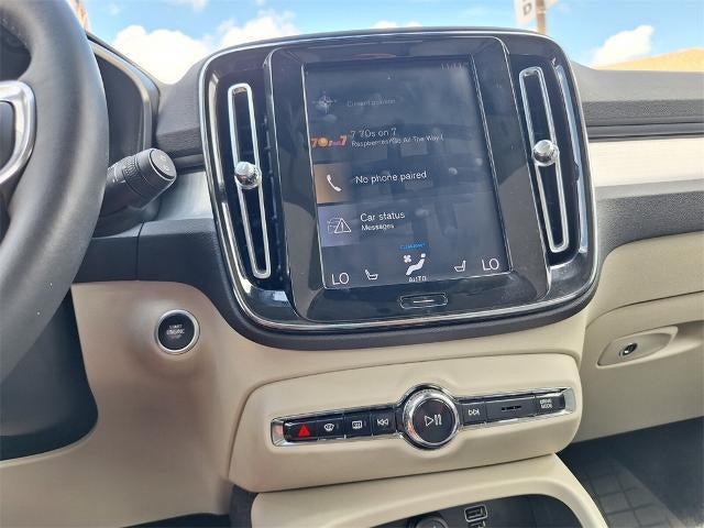 used 2019 Volvo XC40 car, priced at $19,342