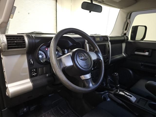 used 2007 Toyota FJ Cruiser car, priced at $13,817