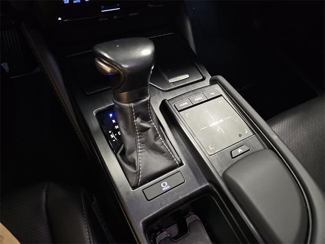 used 2020 Lexus ES 350 car, priced at $31,472