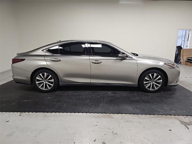 used 2020 Lexus ES 350 car, priced at $31,472