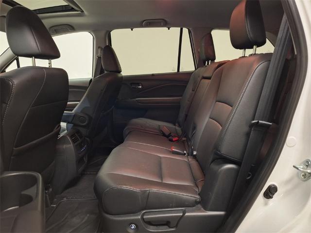 used 2022 Honda Pilot car, priced at $30,259