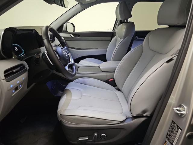 used 2025 Hyundai Palisade car, priced at $37,098